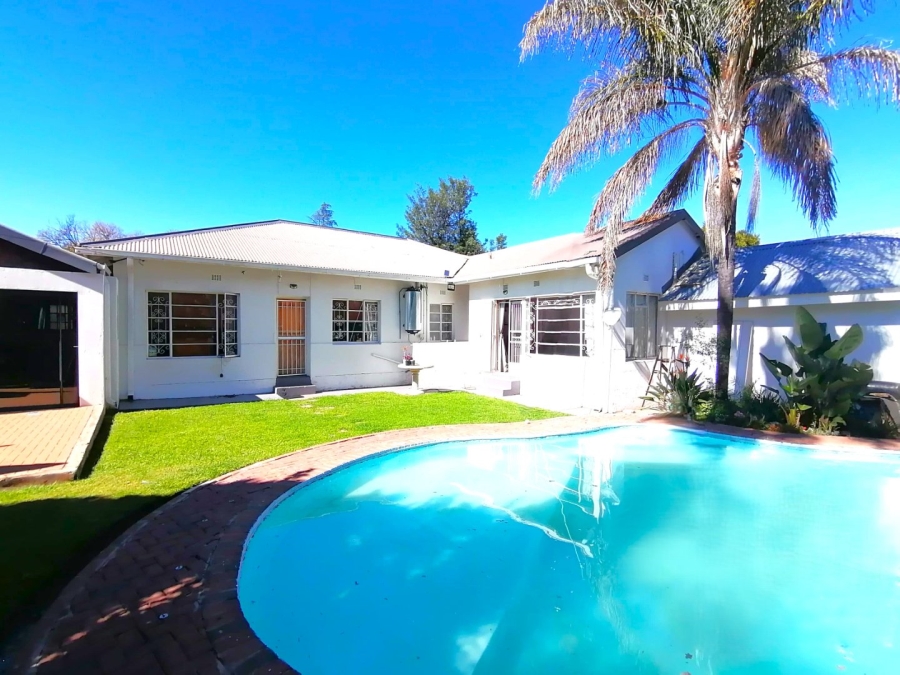 3 Bedroom Property for Sale in Dan Pienaar Free State